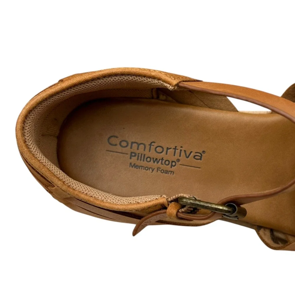 Comfortiva Marina Women's Leather Wedge Sandal‎ Size 8 Wide Brown Open Toe Shoes